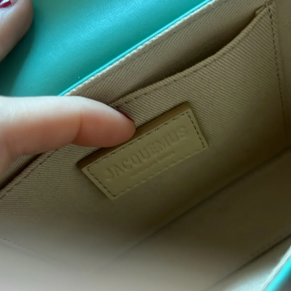 Jacquemus light turquoise le Carinu bag with Gold Hardware- like new - Picture 13 of 16